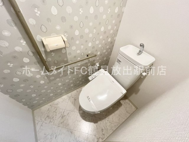 東大阪市楠根３丁目の賃貸マンションのトイレ