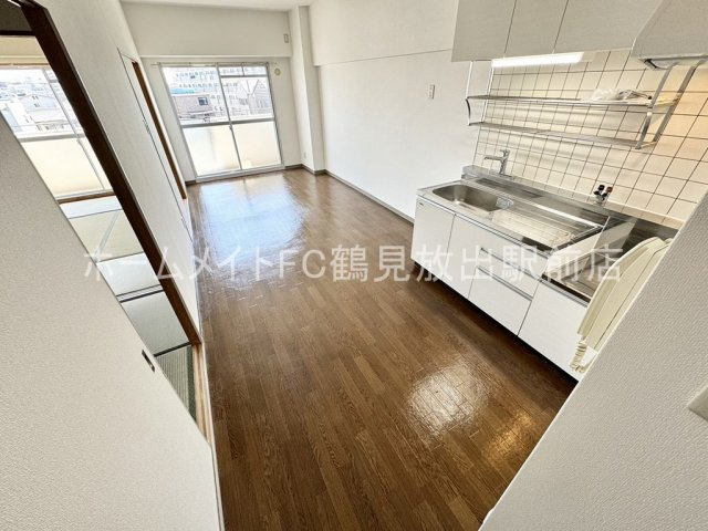 東大阪市楠根３丁目の賃貸マンションの内装