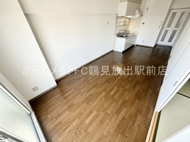 東大阪市楠根３丁目の賃貸マンションの居間・リビング