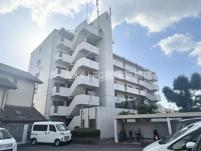 東大阪市楠根３丁目の賃貸マンションの外観