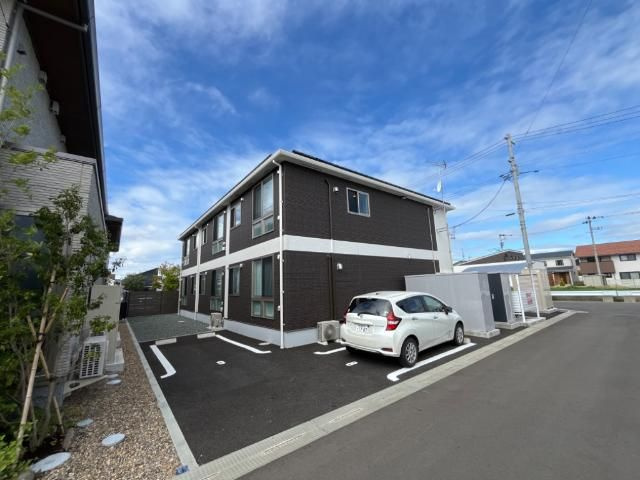 ヴァンクレールの駐車場