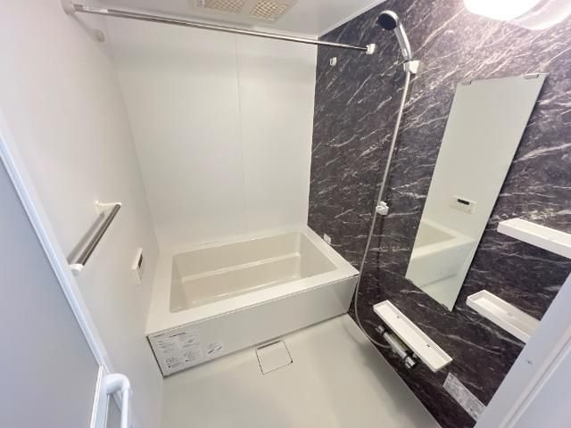 ヴァンクレールの浴室