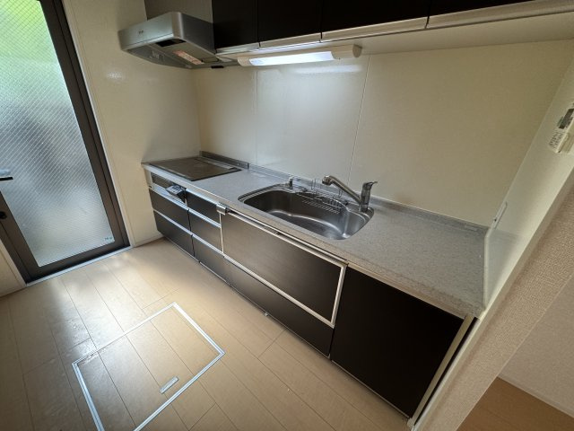 ローズコート中桜塚のキッチン