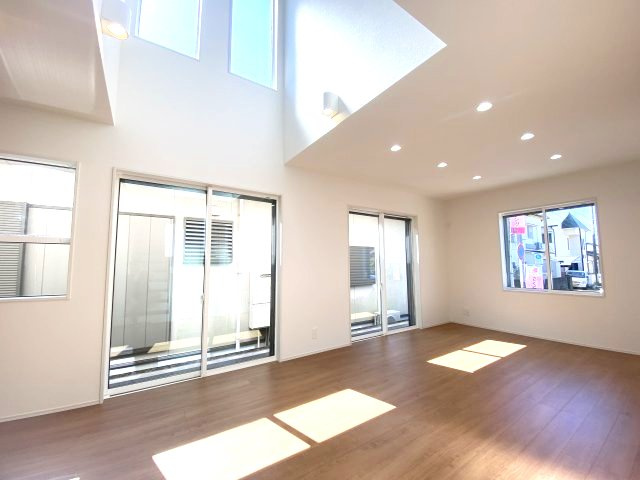 玉里団地1丁目　S-pacio B棟