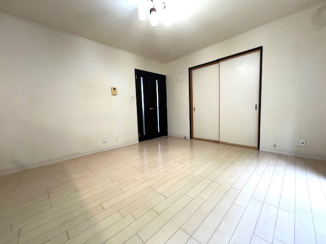 神戸市長田区東丸山町中古戸建の洋室