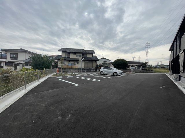 グランコート乃木坂Ⅲの駐車場