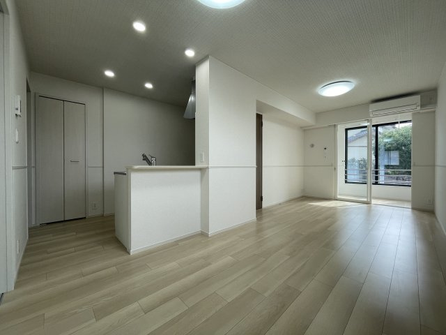 グランコート乃木坂Ⅲの居間・リビング