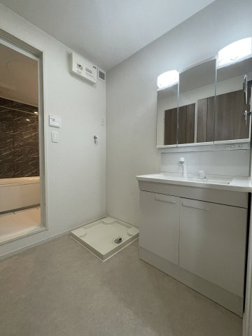 グランコート乃木坂Ⅲの洗面所