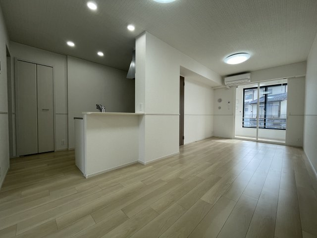 グランコート乃木坂Ⅲの居間・リビング