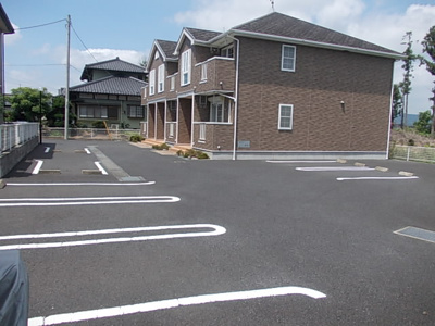 【駐車場】 | ニューライフ | 駐車場