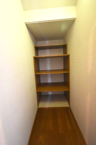 西荻南1丁目・中古戸建の収納