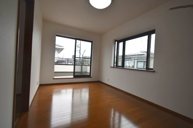 西荻南1丁目・中古戸建の洋室