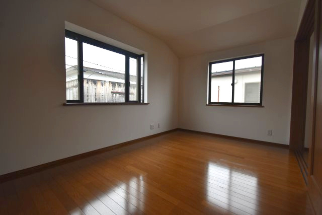 西荻南1丁目・中古戸建の洋室