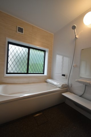 西荻南1丁目・中古戸建の浴室