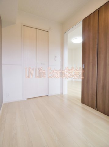 オリオンの洋室