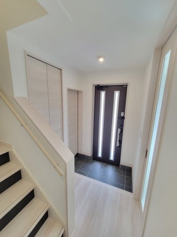 内原Ⅵ・新築戸建の玄関