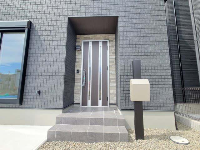 内原Ⅵ・新築戸建の玄関