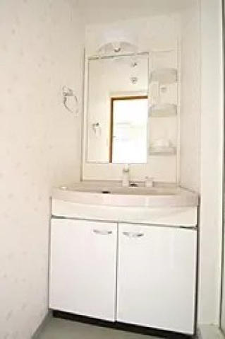 グレース本川の洗面所|脱衣スペースもあります