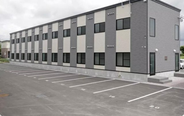 【北海道】旭川市　一棟収益アパートの外観