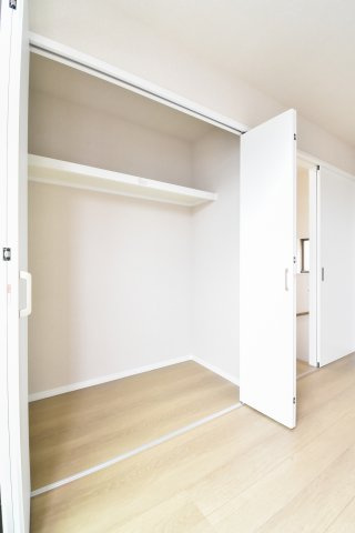 入間郡三芳町大字藤久保の新築一戸建の収納|クローゼット付きで室内をスッキリとお使いいただけます。