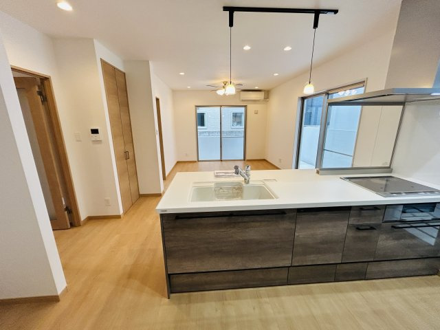 ★うるま市田場戸建て【B棟】のキッチン