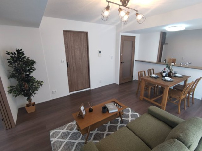 【居間・リビング】ダイヤモンドスクエアツインタワーズ浜松 