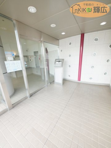 【エントランス】 | ジークレフ加古川東　4階