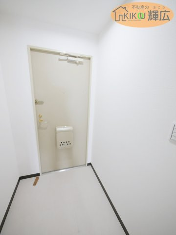 ジークレフ加古川東　4階の玄関