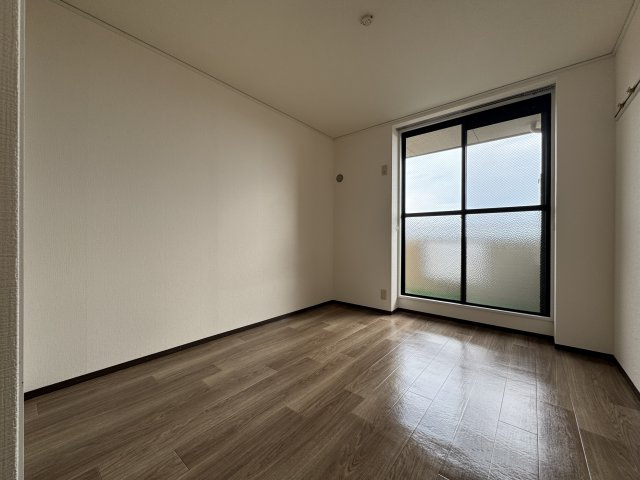 本町北パークハイムIの洋室