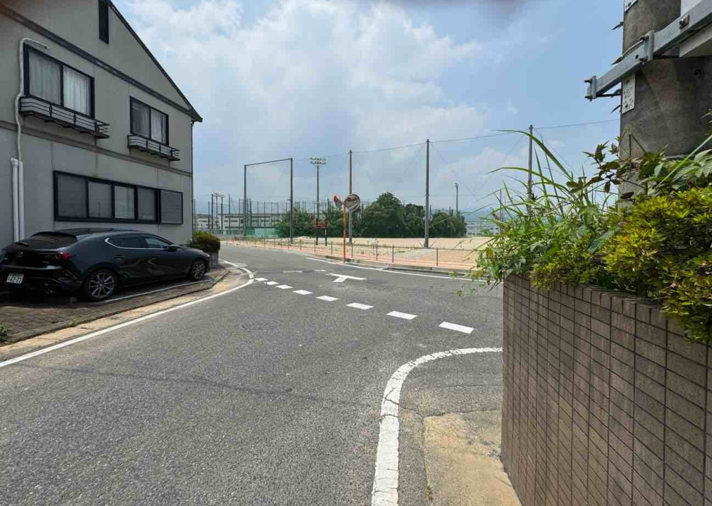 白水ヶ丘三丁目の前面道路含む現地写真|現地（2025年7月1日）撮影