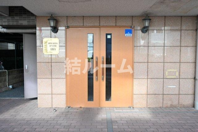 豊島区西池袋４丁目の賃貸マンションのエントランス