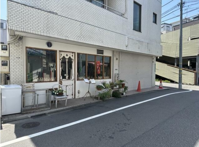 伊東ビルの外観