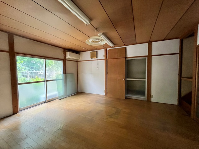 レンフィス平林の寝室