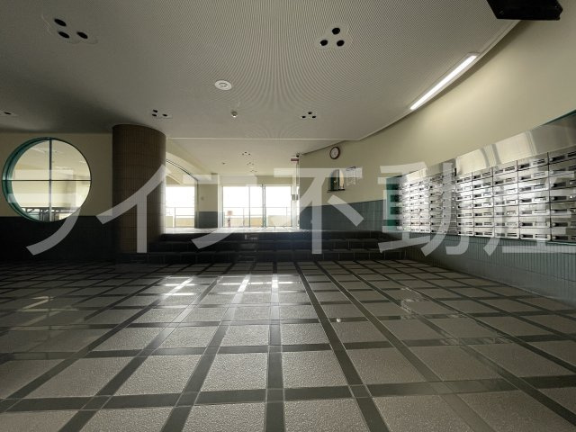 ディオフェルティ石切のロビー|建物の内部です