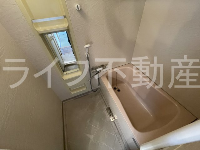 ディオフェルティ石切の浴室|コンパクトで使いやすいお風呂です
