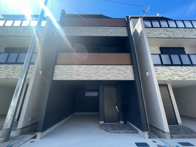 横浜市磯子区滝頭2丁目 新築戸建て【仲介手数料無料】