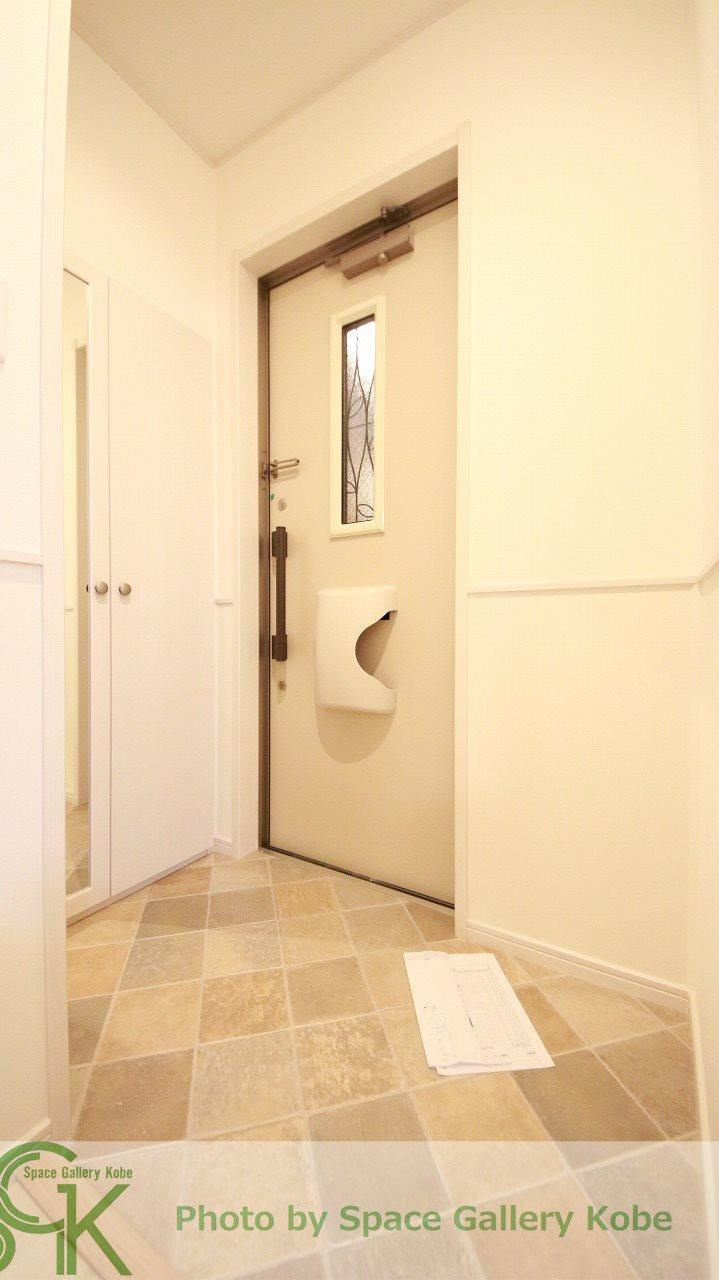 フレッツァ垂水福田の玄関|※お部屋により仕様が異なる場合があります。