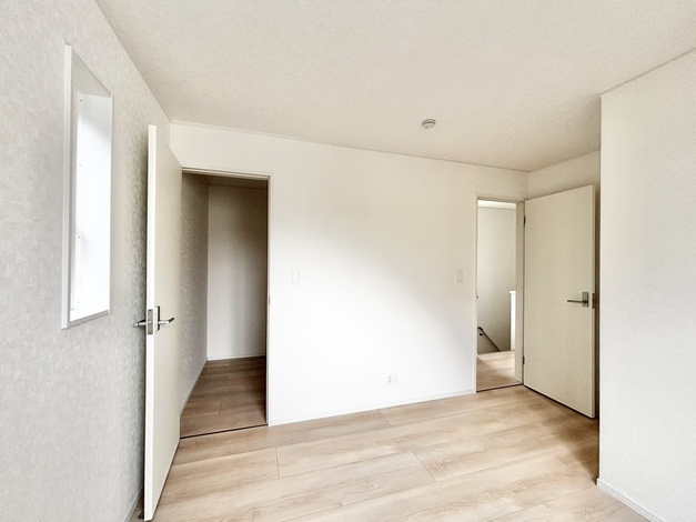 クレイドルガーデン碧南市湖西町第1　全4棟　新築戸建の洋室