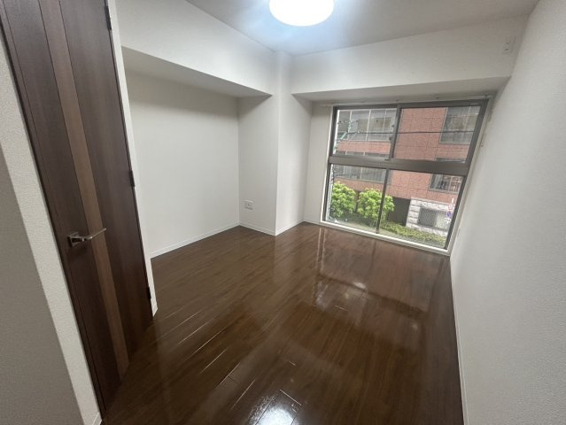 CITY　SPIRE難波グレイスの洋室