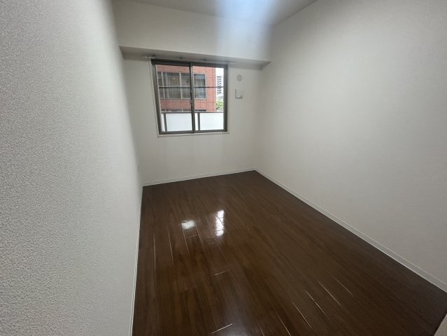 CITY　SPIRE難波グレイスの洋室