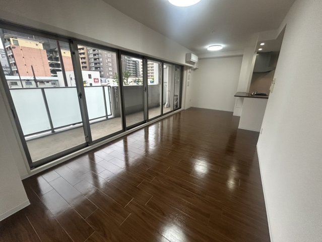 CITY　SPIRE難波グレイスの居間・リビング