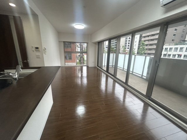 CITY　SPIRE難波グレイスの居間・リビング