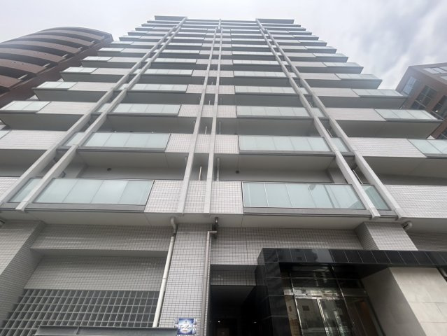 CITY　SPIRE難波グレイスの外観