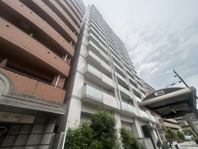 CITY　SPIRE難波グレイスの外観