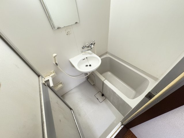 スクエア本八幡の浴室