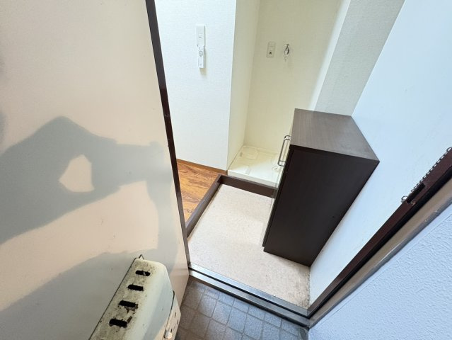 スクエア本八幡の玄関