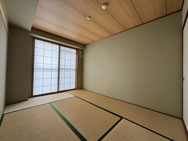 ミレ桜塚の和室