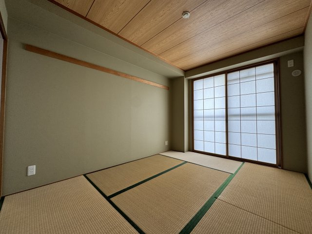 ミレ桜塚の和室