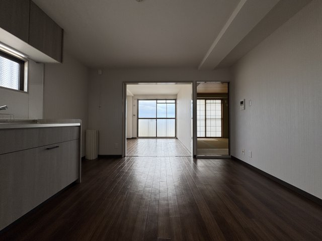 ミレ桜塚の居間・リビング