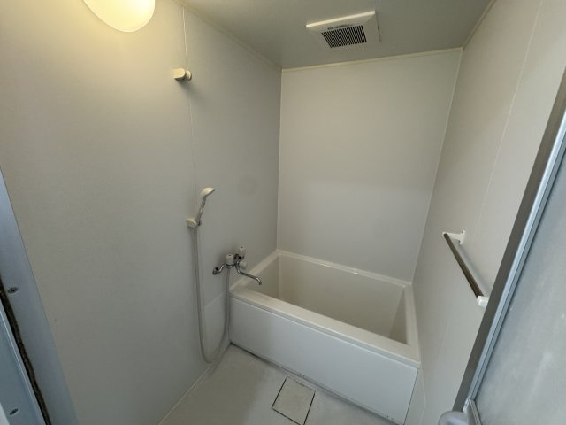 ミレ桜塚の浴室